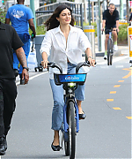 Filename=123.jpg
Filesize=798KiB
Dimensions=2090x3000
Date added=27.09.25 123.jpg