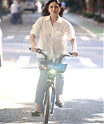 Filename=194.jpg
Filesize=727KiB
Dimensions=1792x3000
Date added=27.09.25 194.jpg